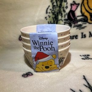 Disney Winnie the Pooh Holiday Eco-Friendly Bamboo Mini Bowls set of 4 NWT ❄️💛